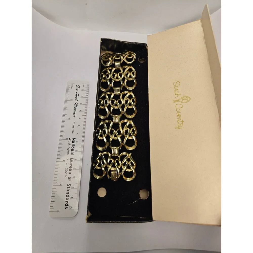 Sarah Coventry link Bracelet - Picture 3 of 3